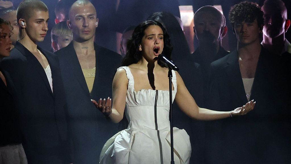 Así ha sido la actuación de Rosalía en los Premios BRIT 2026
