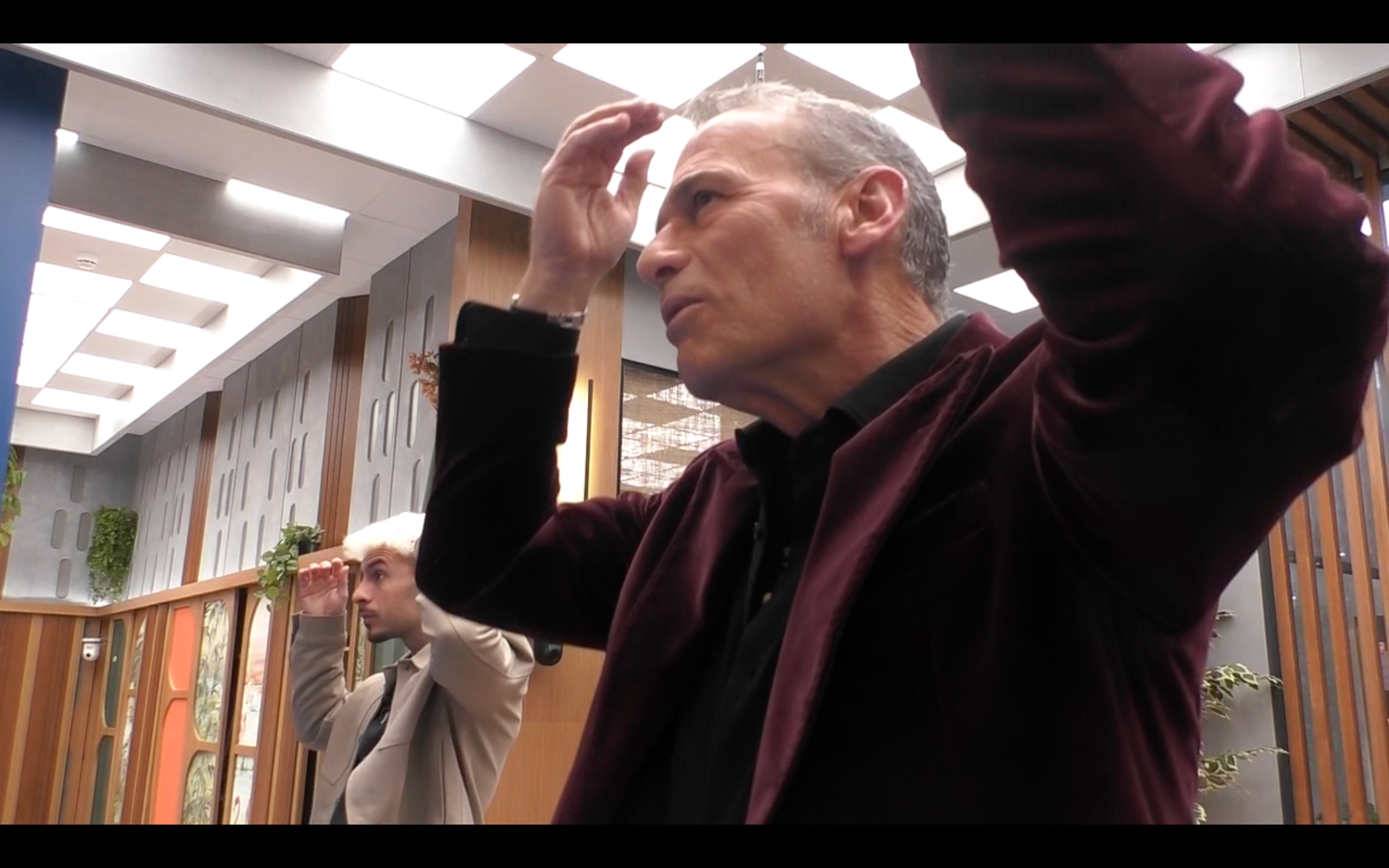 Carlos y Juanpi en el baño