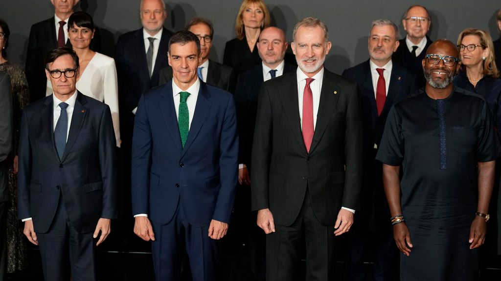 El rey Felipe VI preside la cena de inauguración del Mobile World Congress Barcelona