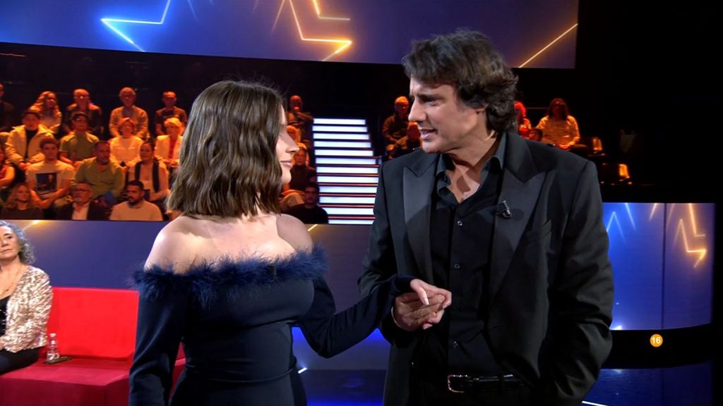 Ion Aramendi no se corta en su entrevista a Sandra Barrios en plató y le aconseja algo tras su paso por 'GH DÚO': "Yo también lo he hecho y está mal" GH DÚO GH DÚO 4 Cuentas Pendientes Top Vídeos 475