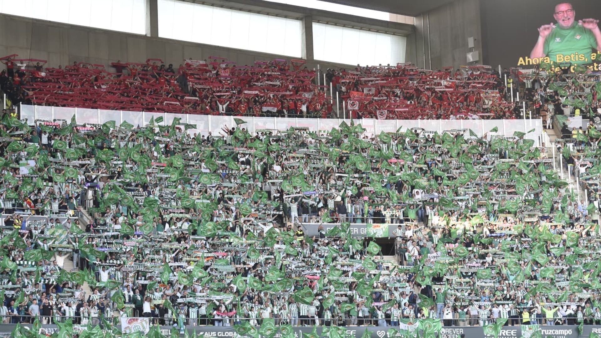 La afición del Sevilla, en el derbi de La Cartuja