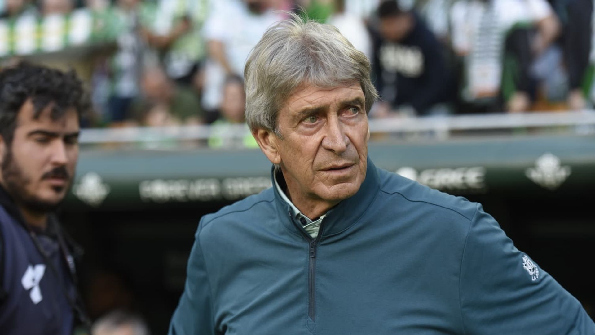 Manuel Pellegrini, en el derbi Betis-Sevilla Manuel Pellegrini, en el derbi Betis-Sevilla