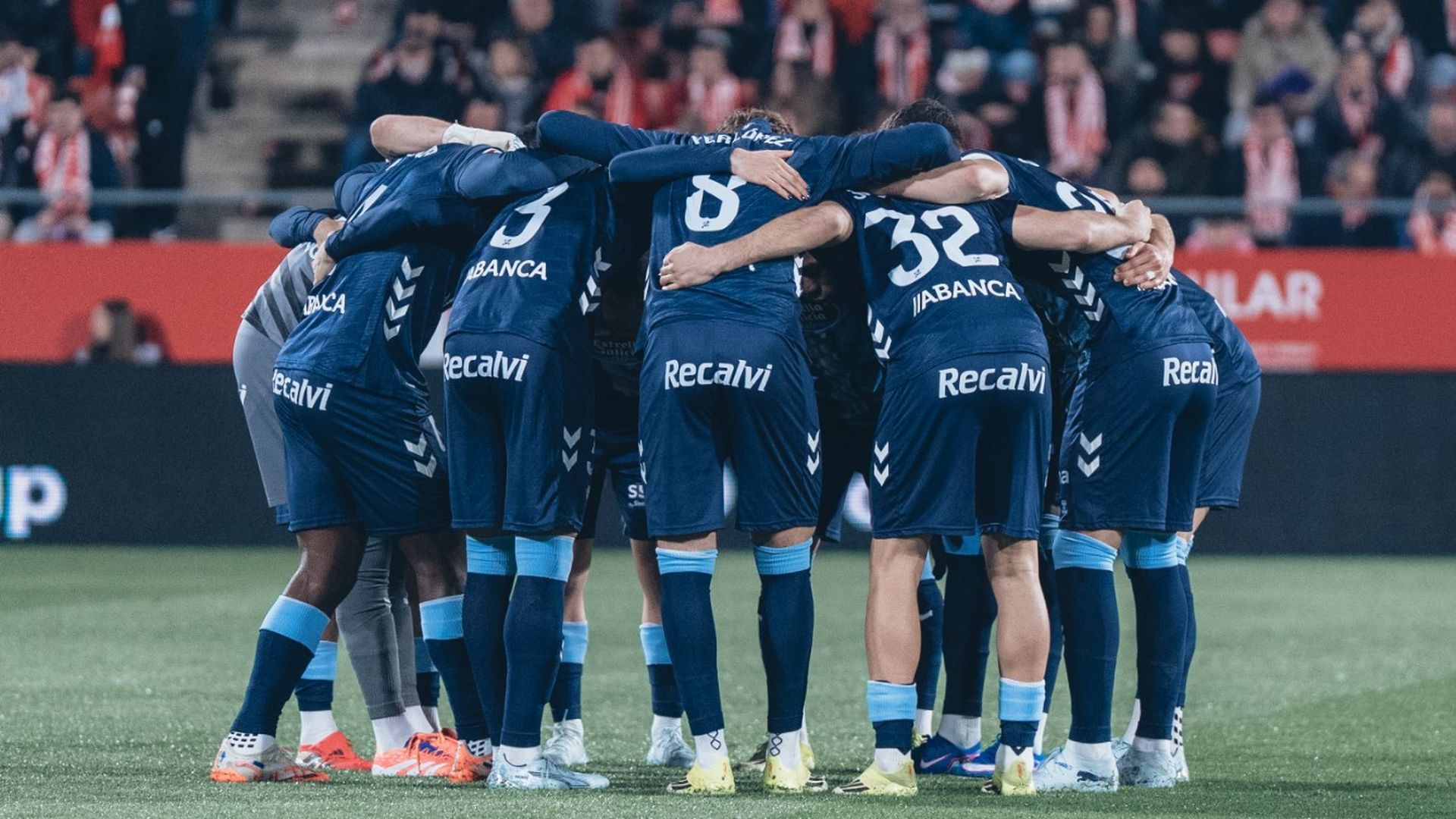 Piña del Celta antes de jugar en Girona Piña del Celta antes de jugar en Girona