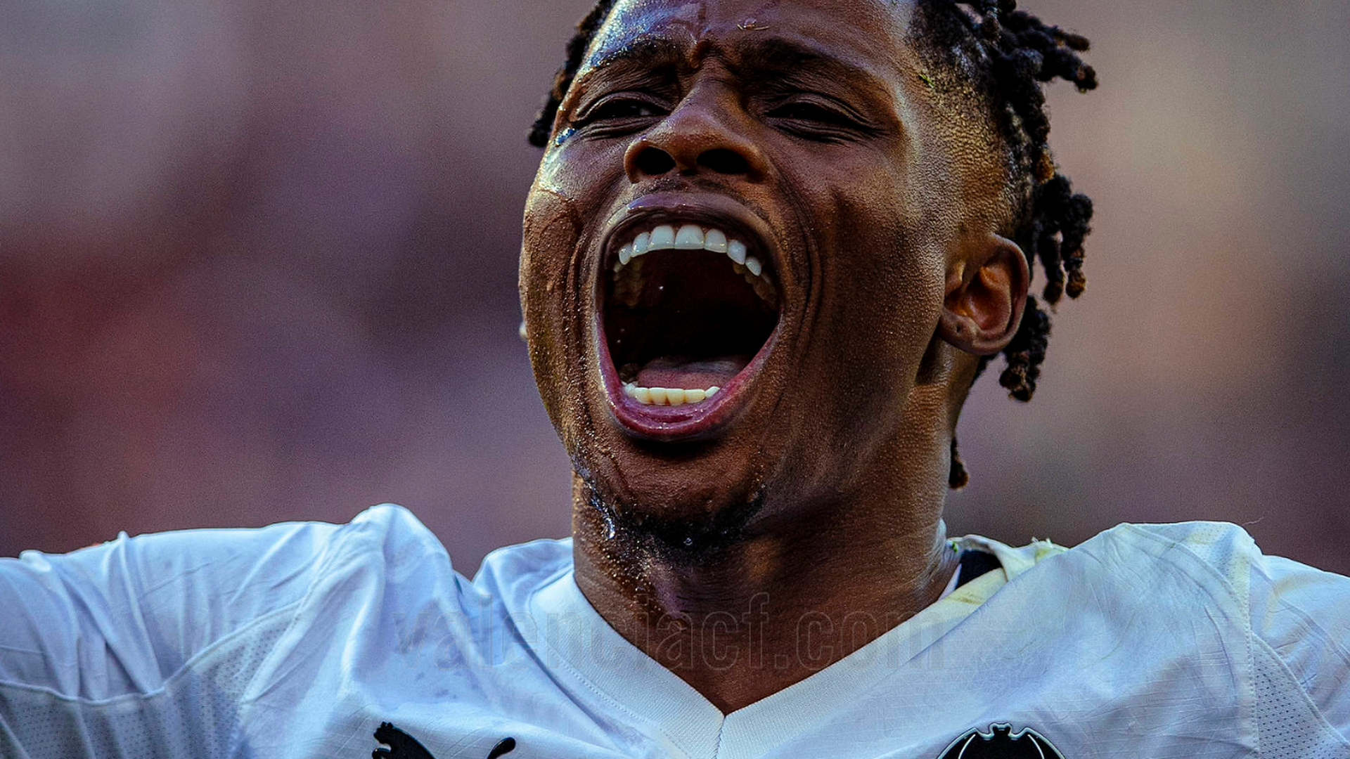 Ramazani celebra su gol ante Osasuna