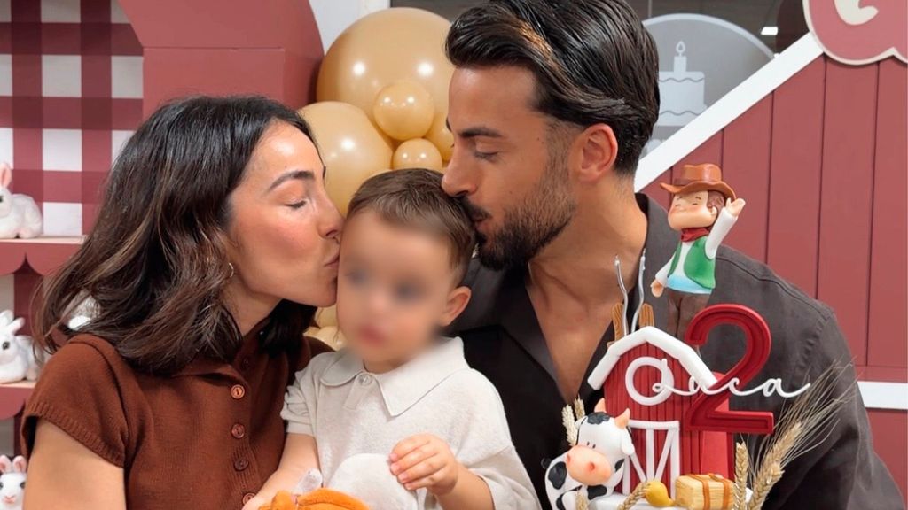 Borja González y Ana López celebran los dos años de su hijo Luca