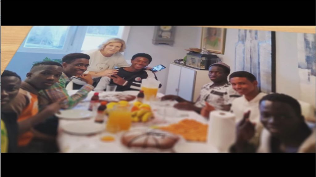 El motivo que llevó a Emilia Lozano a acoger a menores acompañados: "Les dejaban en la calle con el frio"