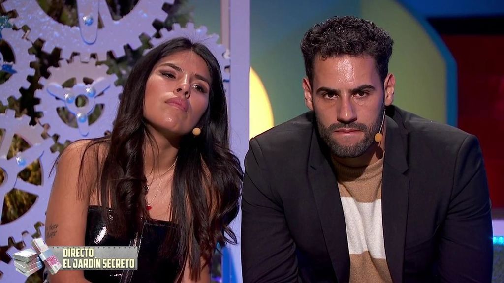 Isa le oculta a Asraf lo del beso con Efrén