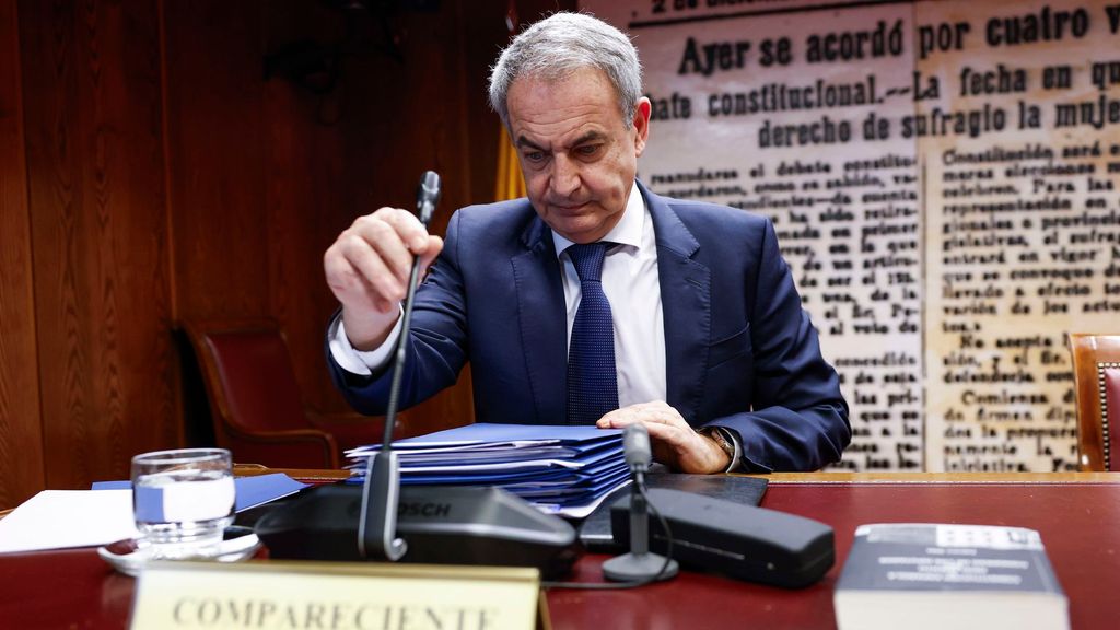 José Luis Rodríguez Zapatero niega que fuera el facilitador del rescate de Plus Ultra: "No, en absoluto"