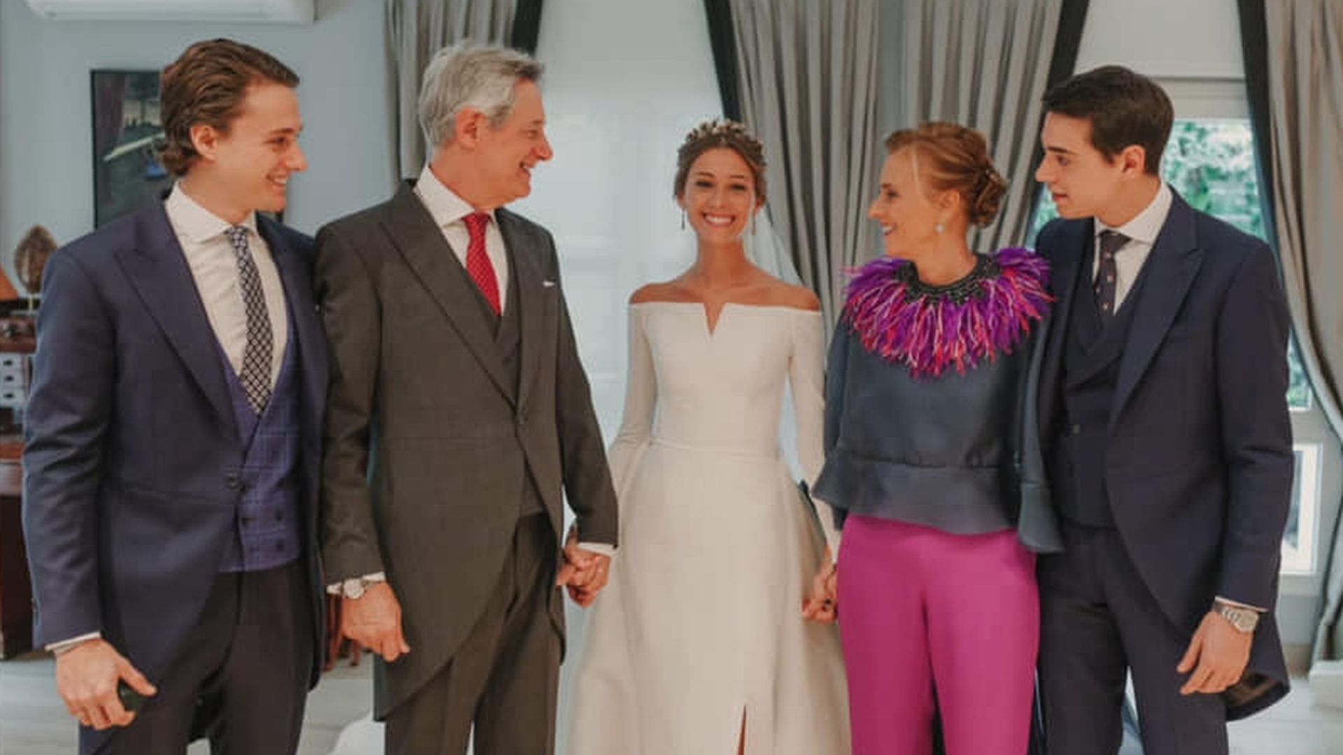 Josema Yuste con su mujer y sus tres hijos Josema Yuste con su mujer y sus tres hijos