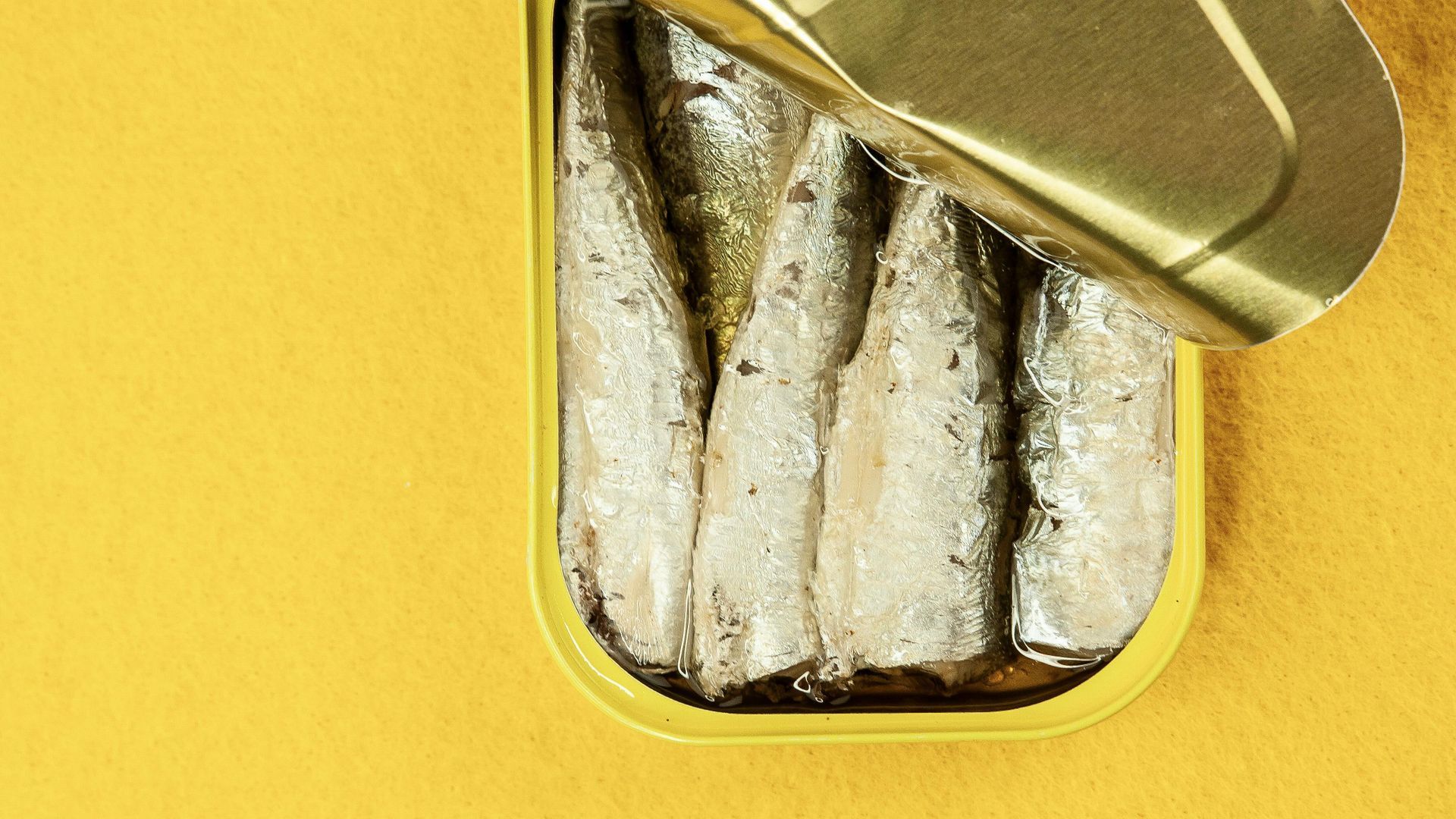 Las sardinas son muy ricas en colágeno y omega 3