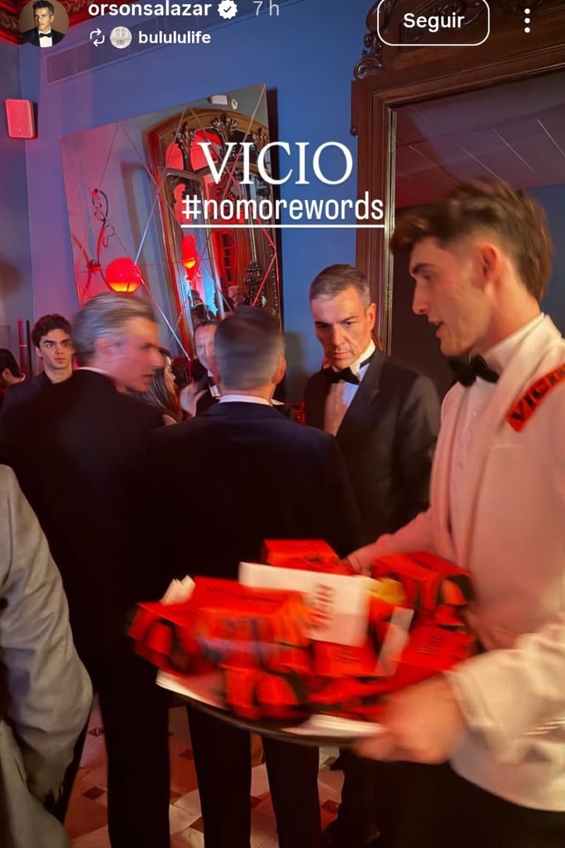 Pedro Sánchez, disfrutando de la fiesta organizada por Orson Salazar tras la gala de los Premios Goya 2026