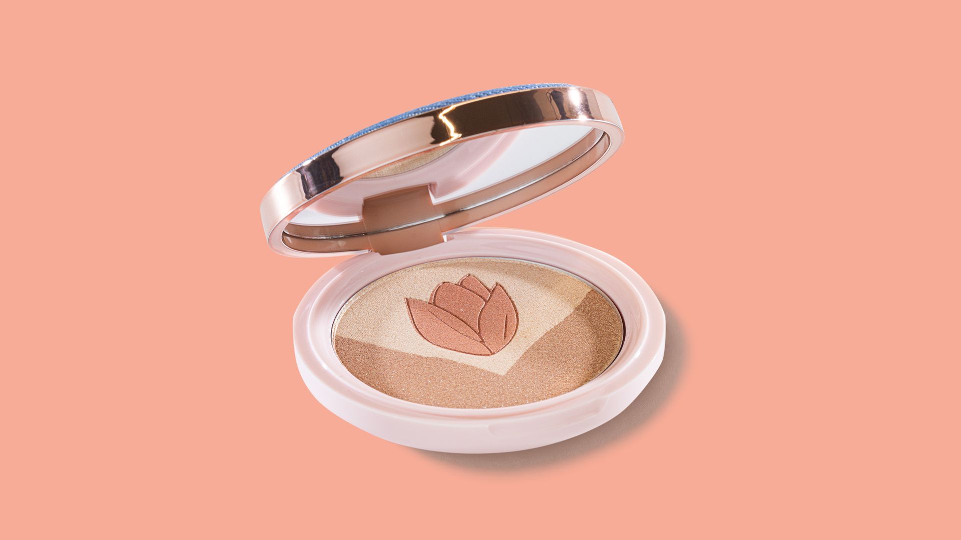 El iluminador en polvo tricolor de Mercadona