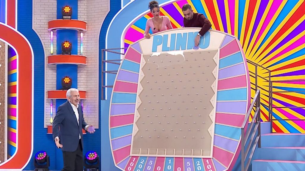 Carlos Sobera se sorprende con la habilidad de un concursante de 'El precio justo': ''¡Es un estratega!''