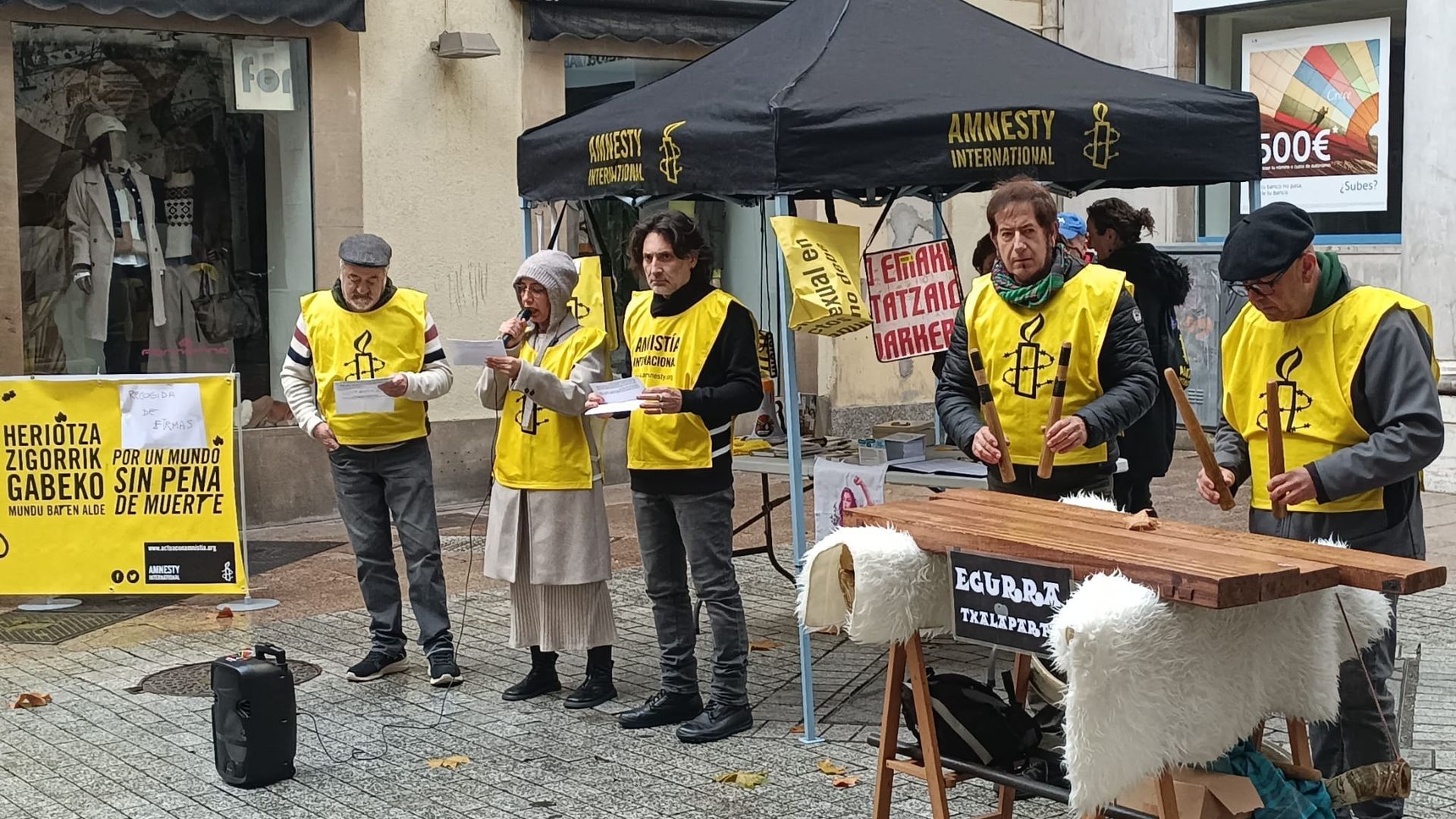 EuropaPress_7137509_movilizacion_amnistia_internacional_contra_pena_muerte_vitoria_gasteiz