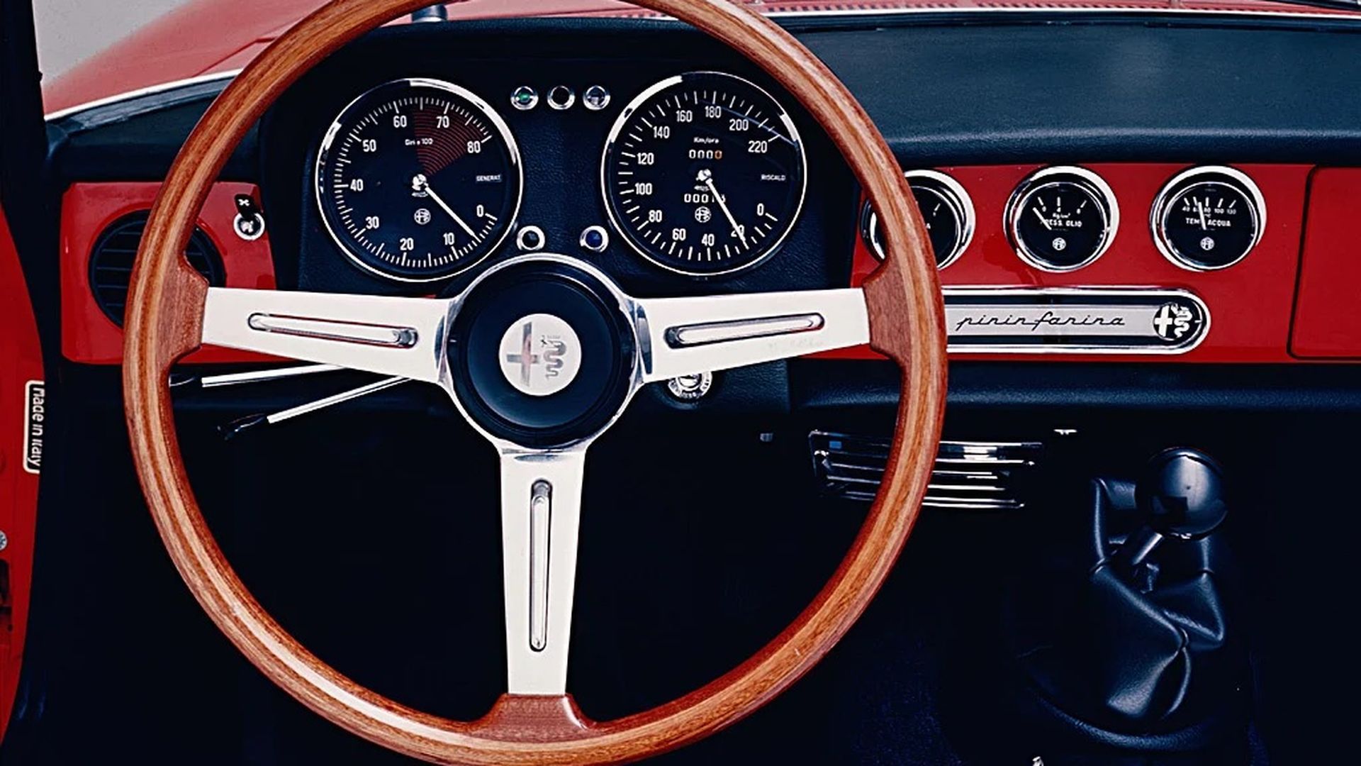 Interior del Alfa Romeo Spider de 1966