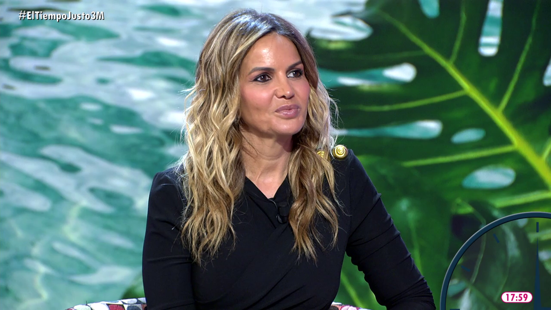 Marta López desvela que no recibió regalos en su boda de 50 invitados: "Eran de mi parte"