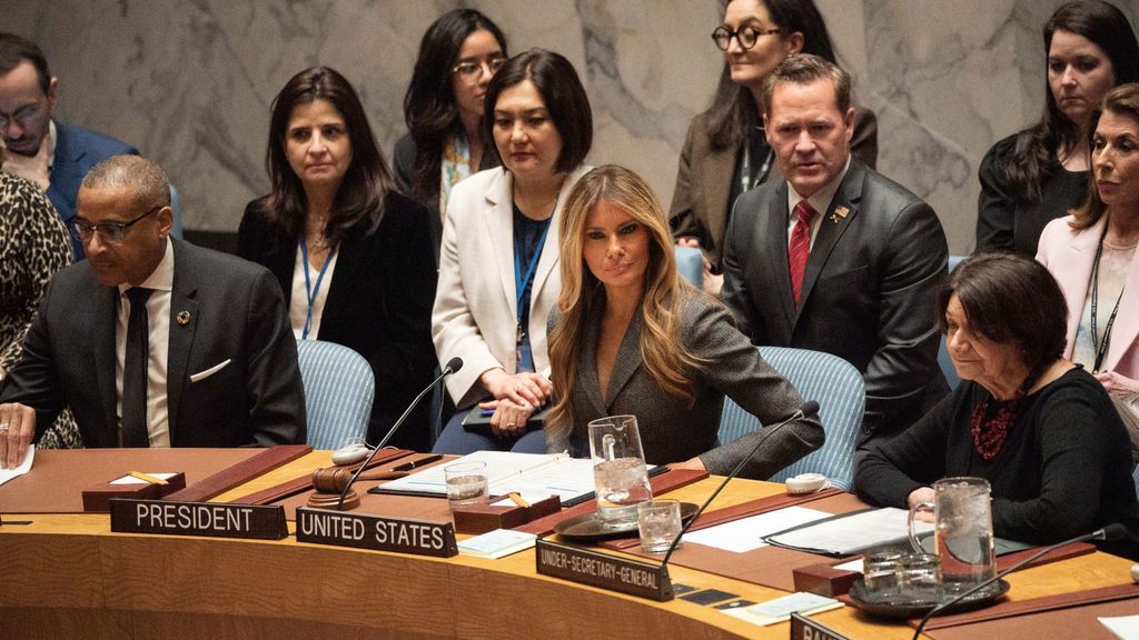 Melania Trump, en plena guerra de EEUU contra Irán, preside una reunión del Consejo de Seguridad de la ONU sobre la paz y la educación de los niños