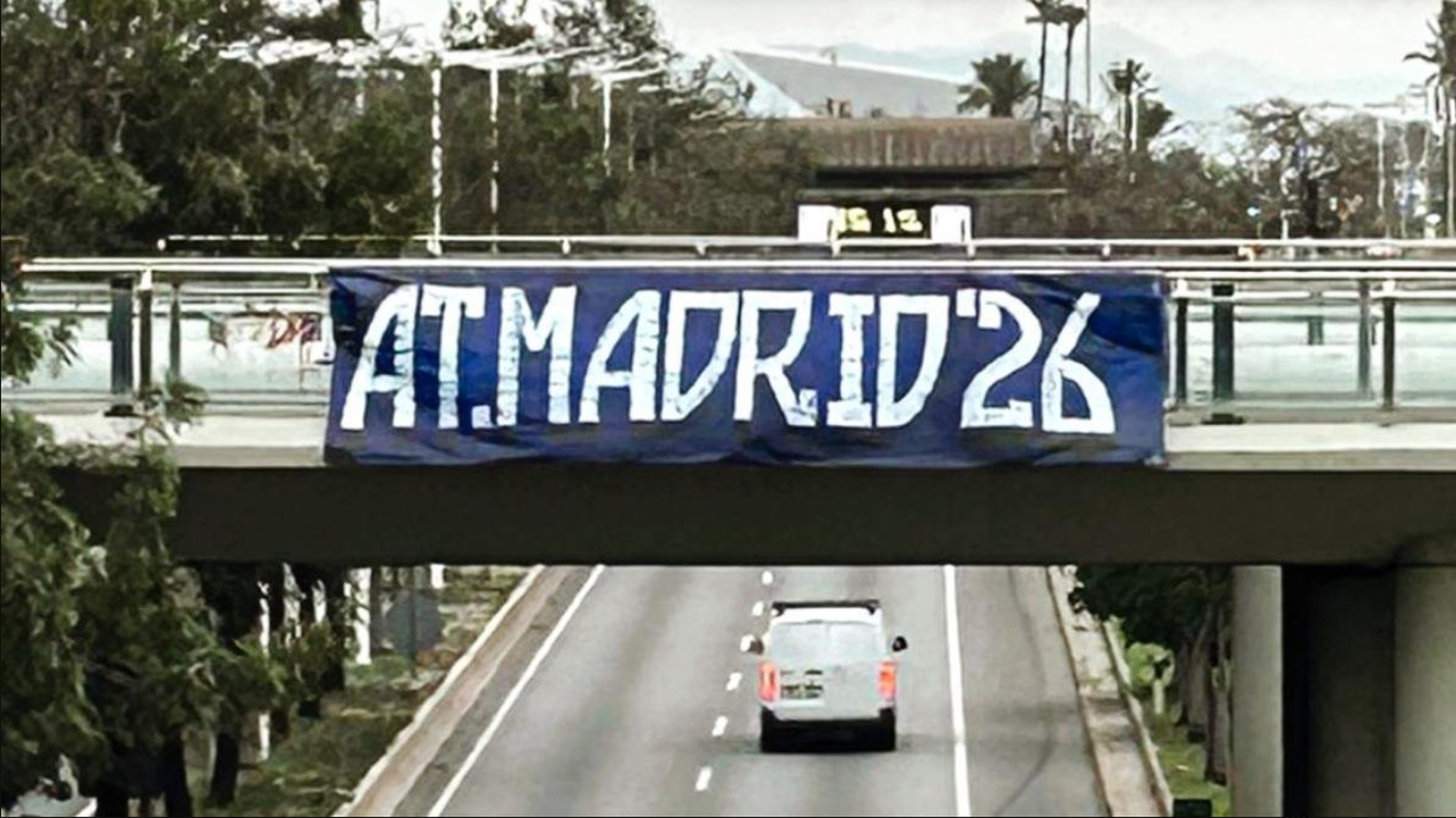 Pancarta para alentar la remontada