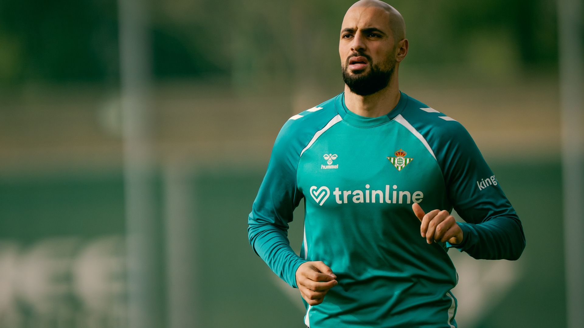 Sofyan Amrabat, entrenando en la ciudad deportiva Sofyan Amrabat, entrenando en la ciudad deportiva