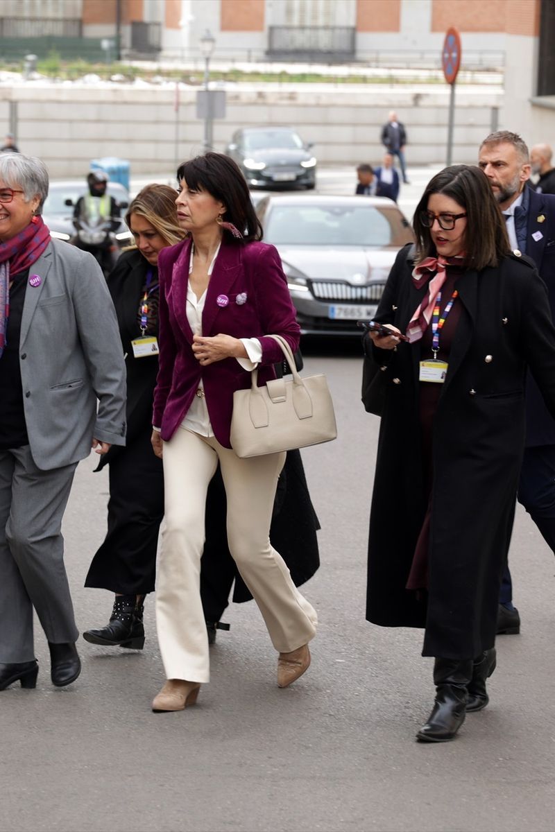 Ana Redondo, en la capilla ardiente de Fernando Ónega