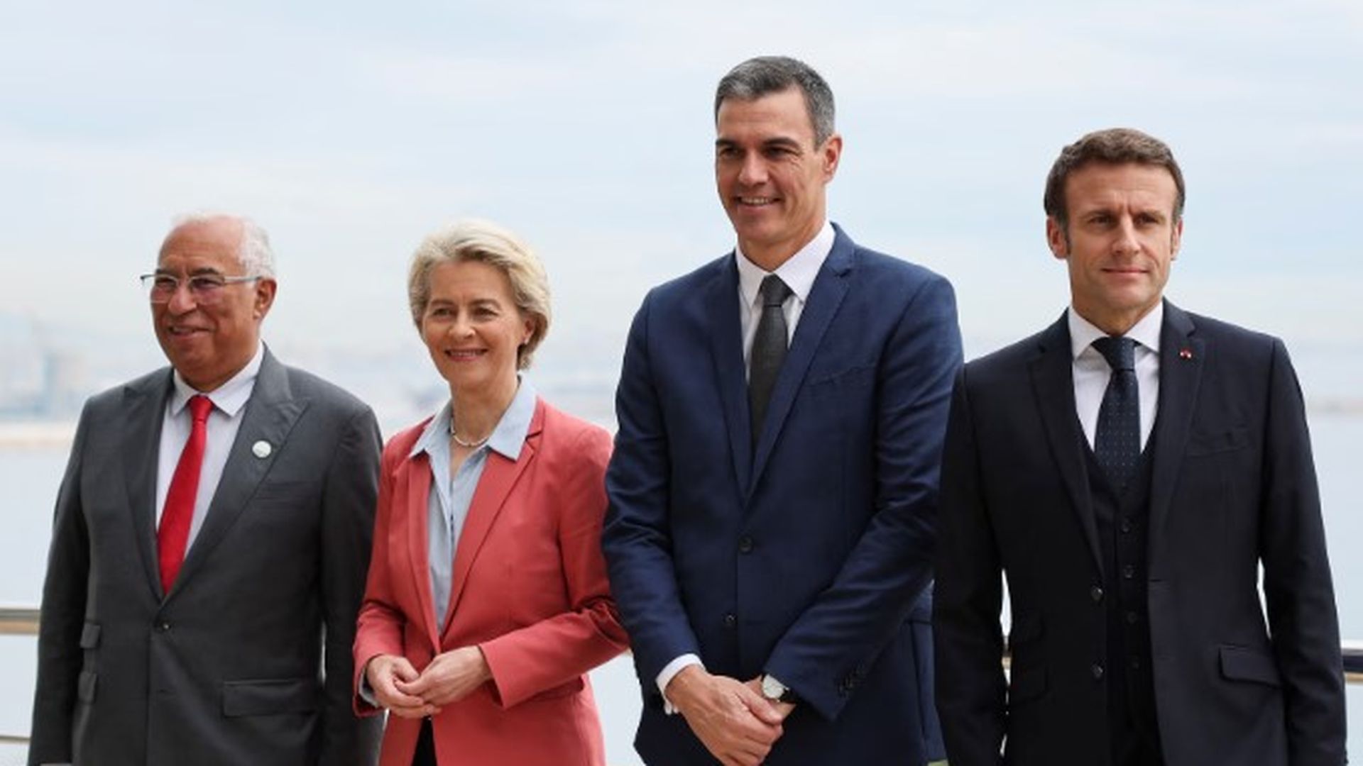 Bruselas en pleno respalda a Pedro Sánchez tras la amenazas de Donald Trump: lo primero son "los intereses de la UE"