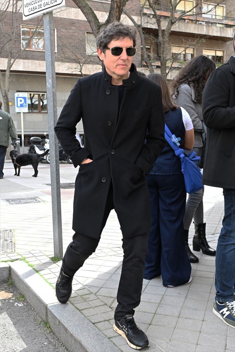 Manel Fuentes, en la capilla ardiente de Fernando Ónega
