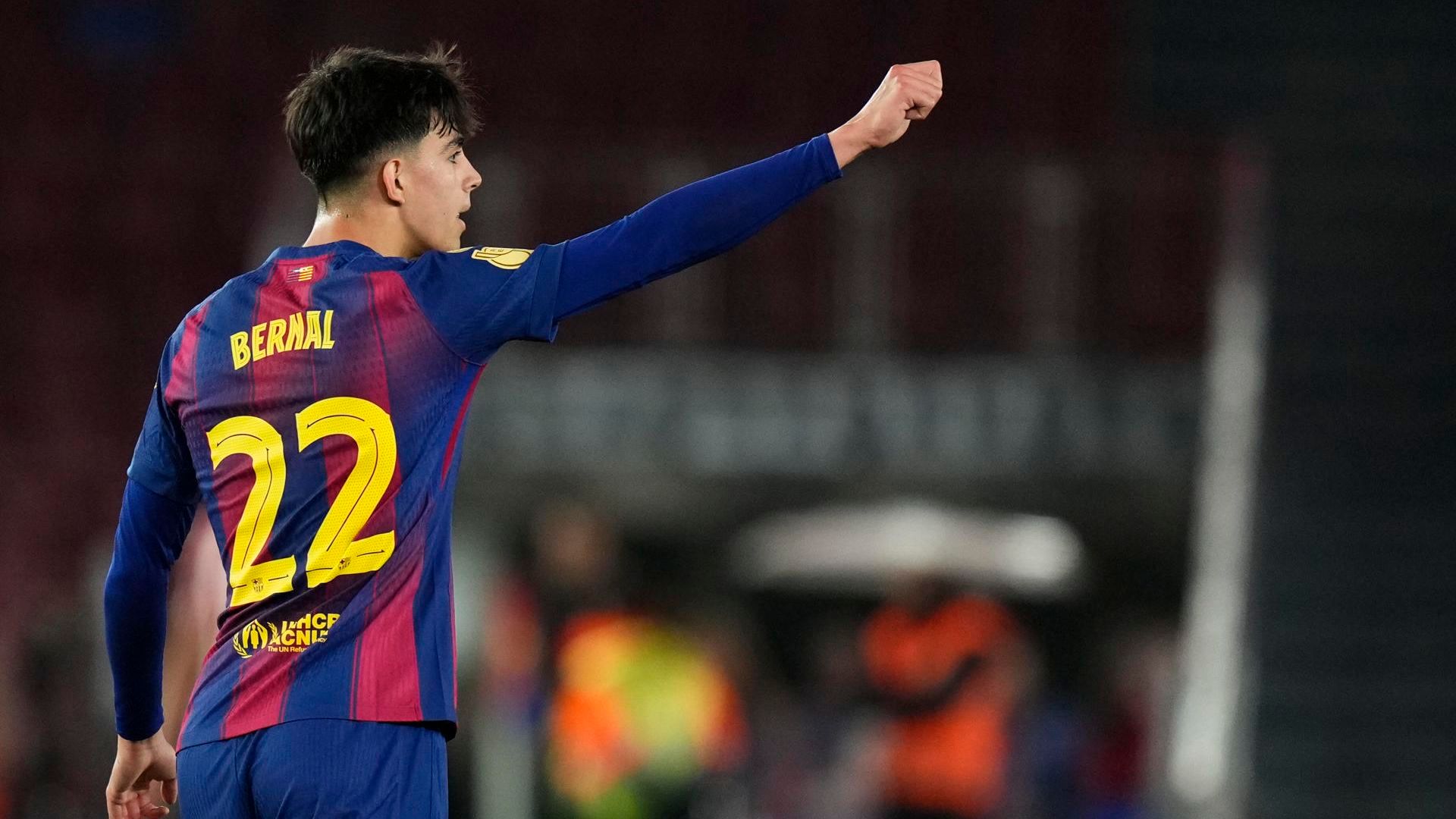 Marc Bernal celebrando su gol ante el Atlético