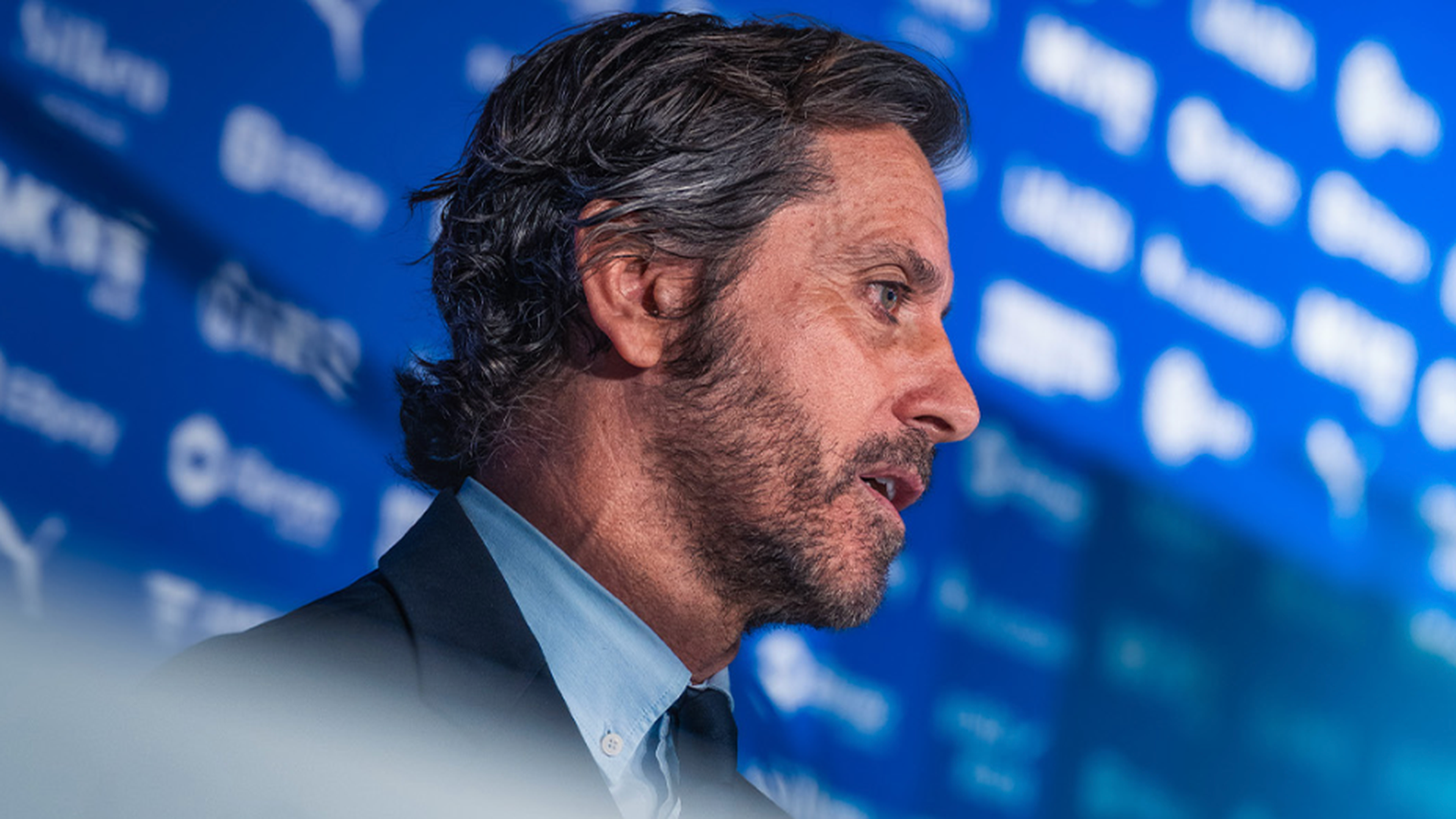 Quique Sánchez Flores ha sido presentado hoy en Vitoria