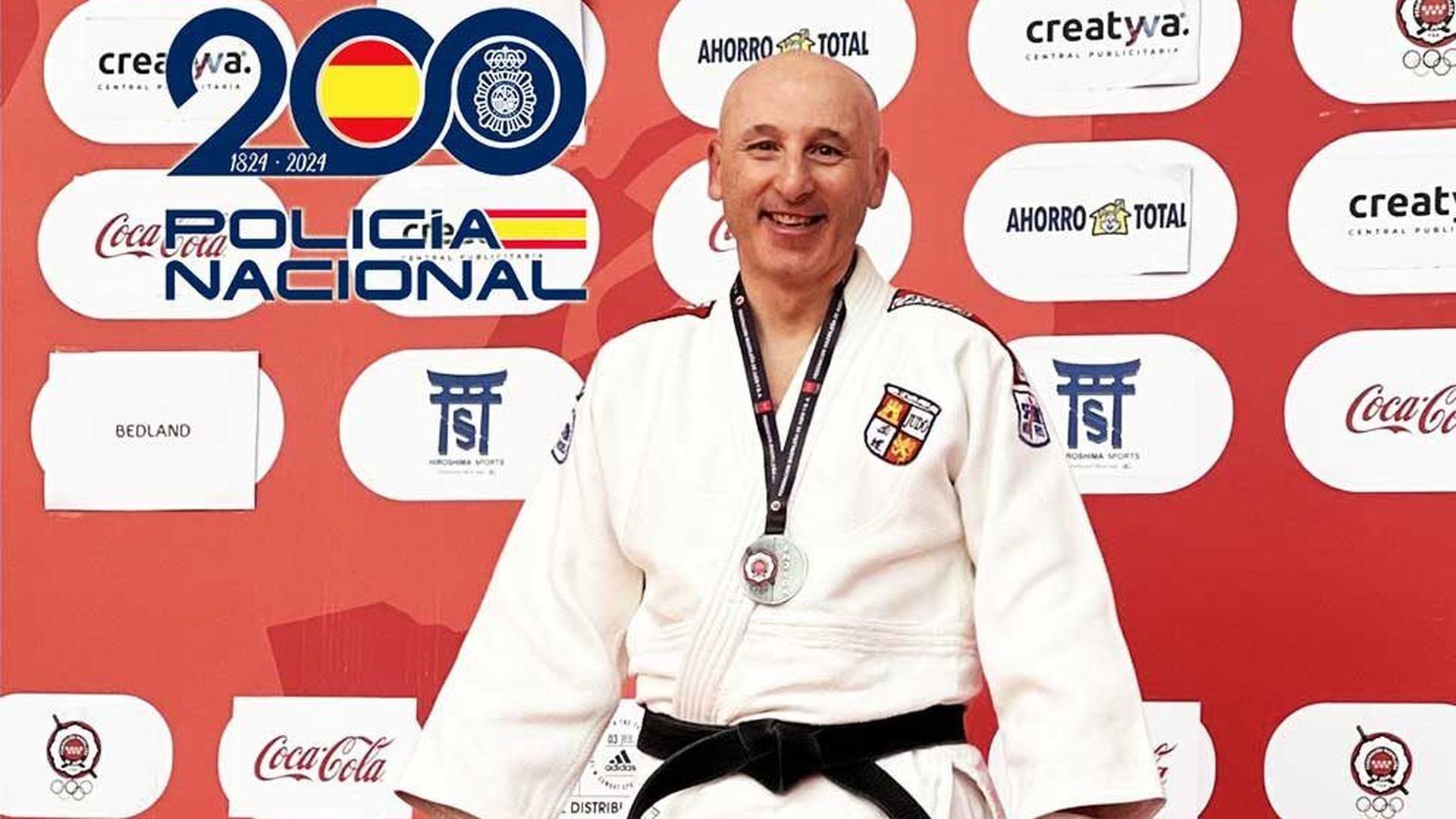 Un agente de la Policía Nacional consigue la medalla de plata en el campeonato de Madrid de judo Un agente de la Policía Nacional consigue la medalla de plata en el campeonato de Madrid de judo