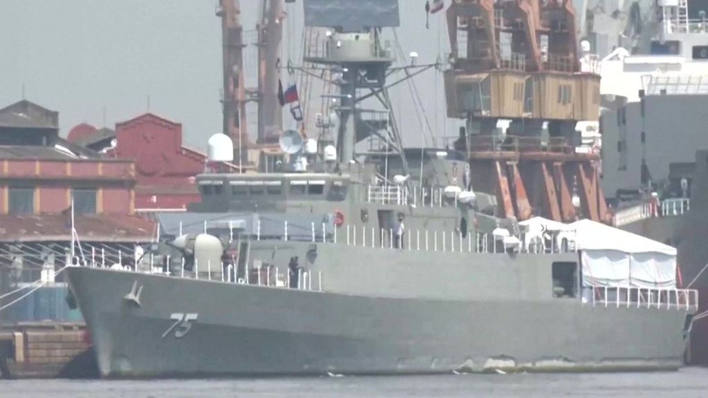 Un submarino norteamericano hunde un buque iraní en Sri Lanka con 180 marineros a bordo