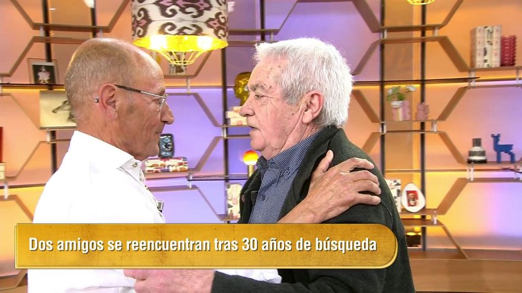 Rodrigo vuelve a ver a su amigo Víctor, al que daba por fallecido tras 30 años de búsqueda