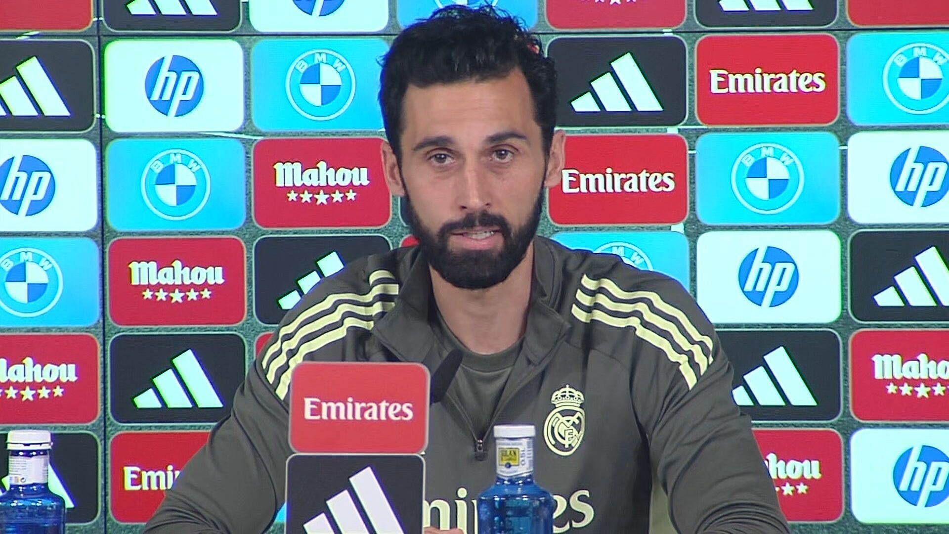 Álvaro Arbeloa en rueda de prensa
