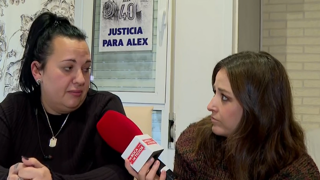 Visi, madre de Álex, sobre la familia del asesino confeso: "Arrancan los carteles de justicia para Álex y pasean por la calle como si nada"