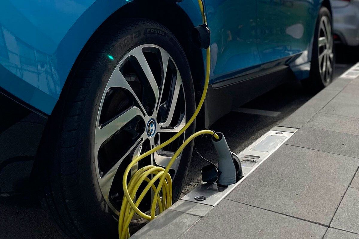 Cargador en la acera de Rheinmetall