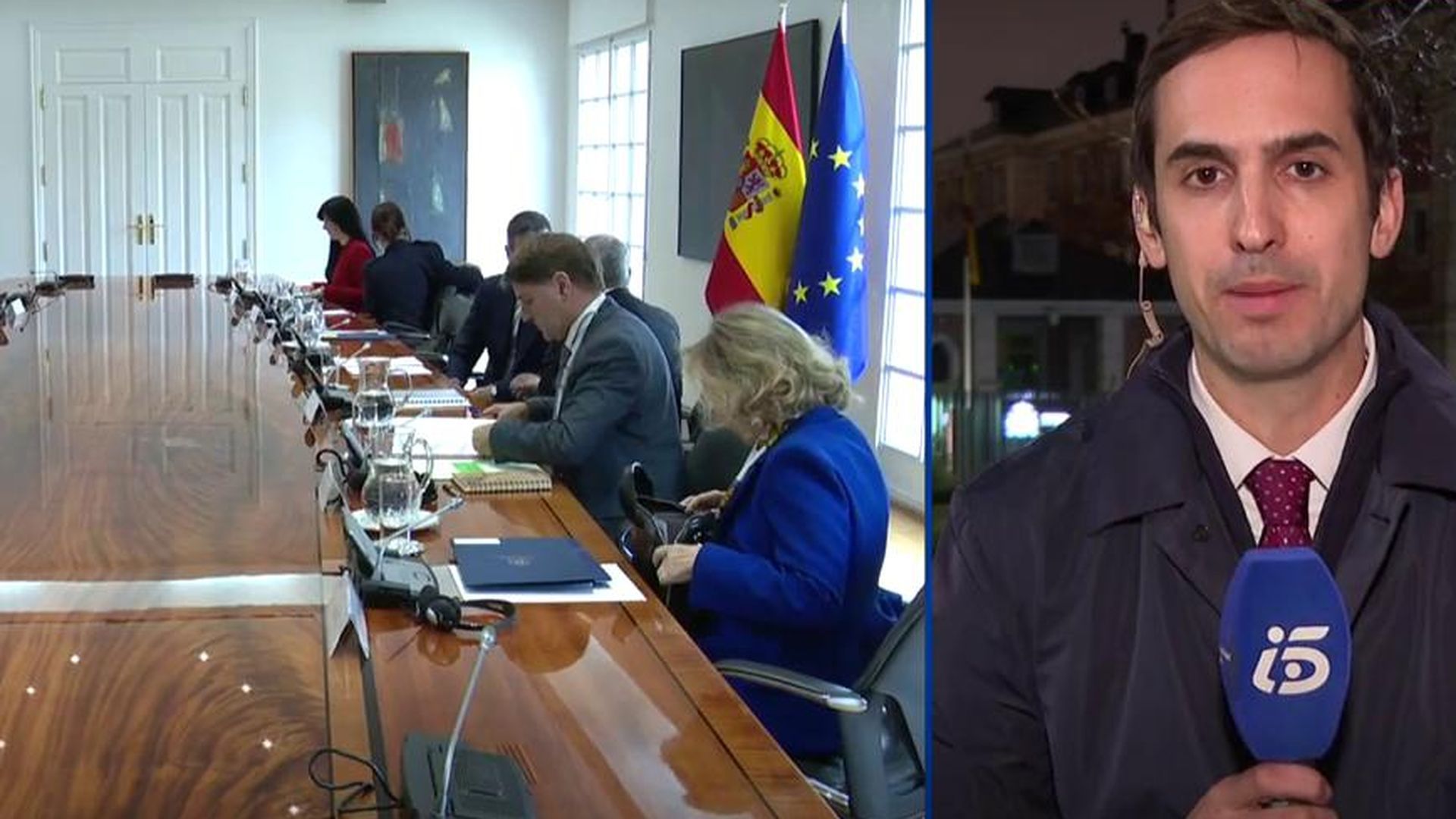 El Gobierno ha afirmado que ayudar a Chipre "no rompe el discurso de no a la guerra"