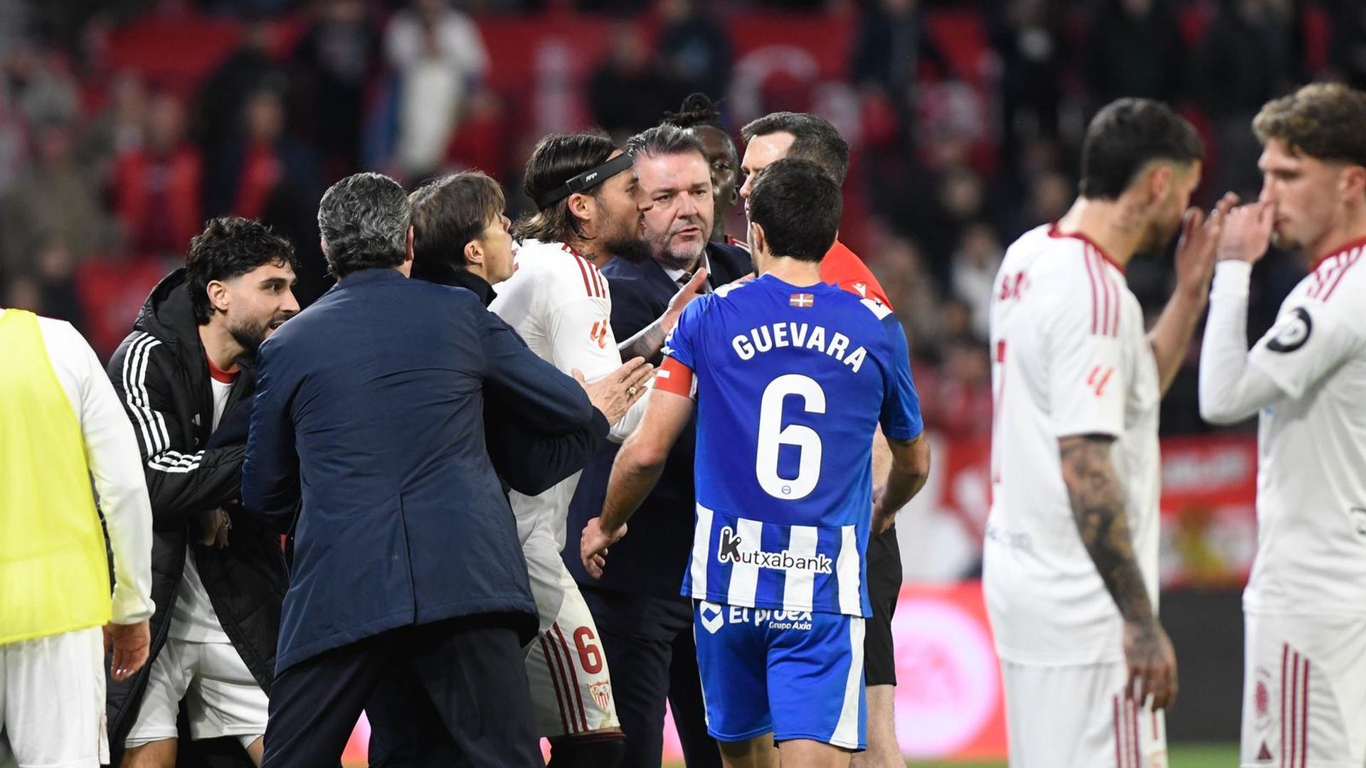 El lío de Almeyda con Galech Apezteguía