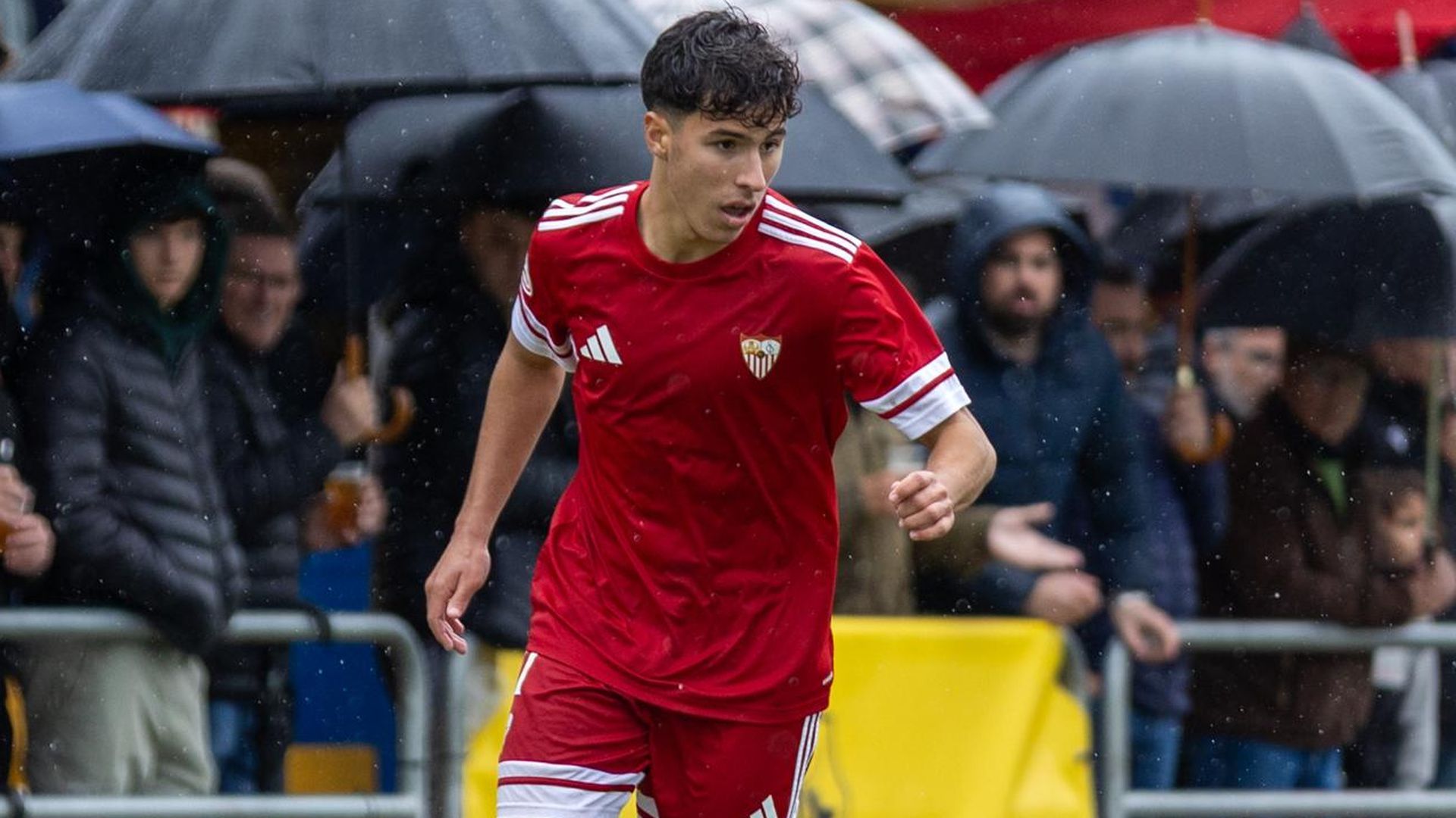 Lociga, canterano del Sevilla