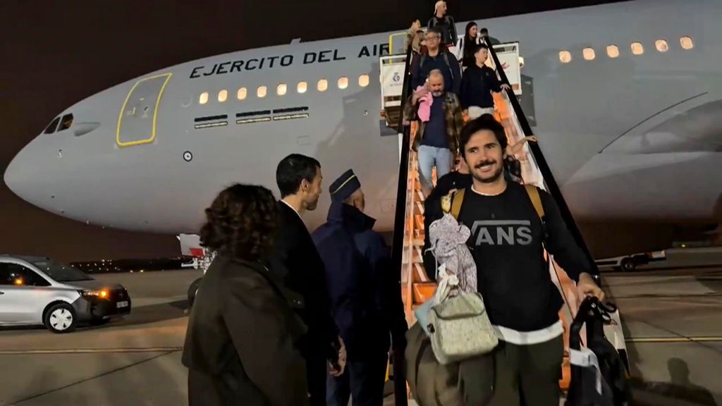 Regresan a España los 171 españoles evacuados desde Omán tras días intentando salir por la guerra entre EEUU, Israel e Irán