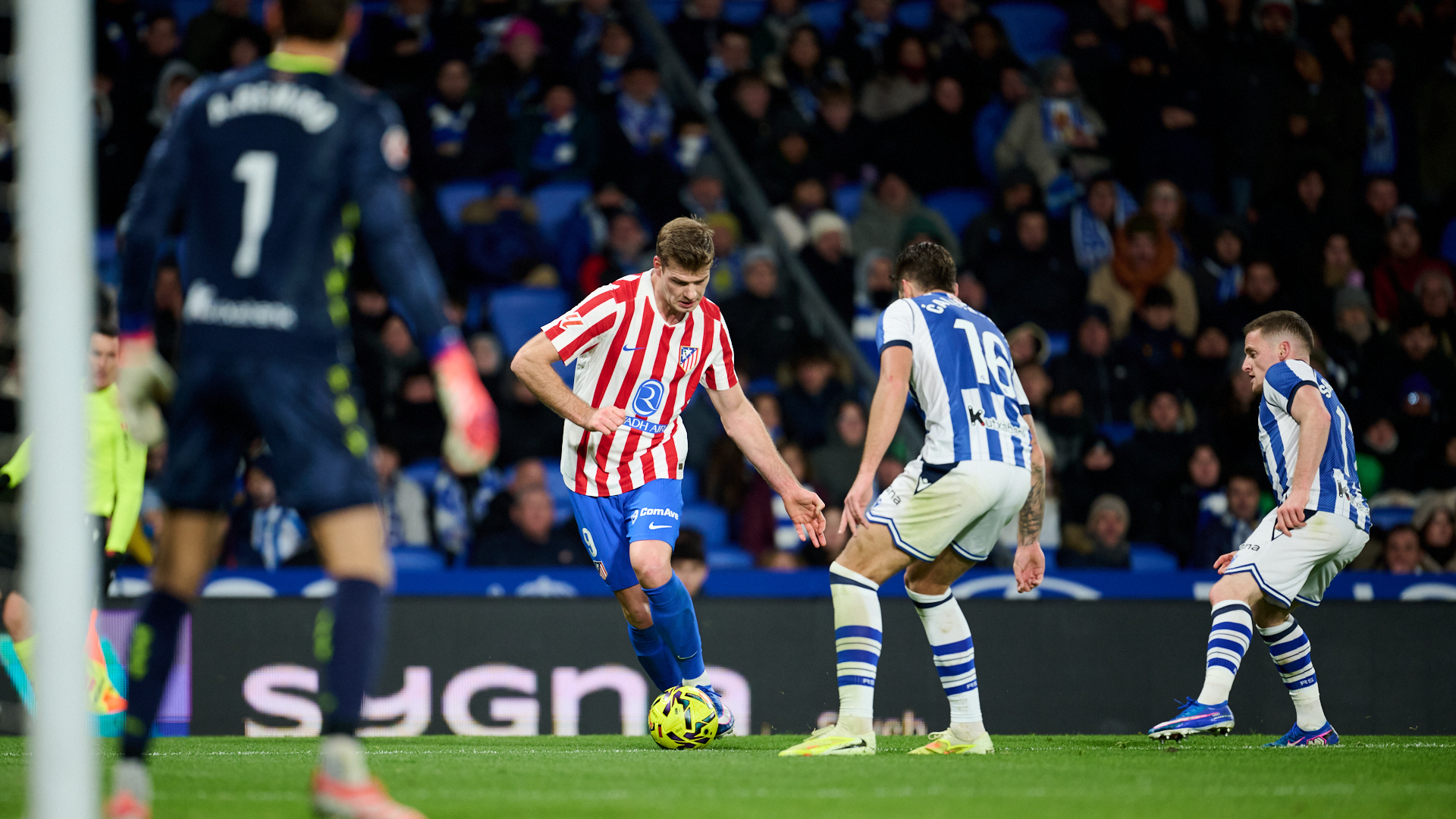 Sorloth, durante el último Real Sociedad-Atlético