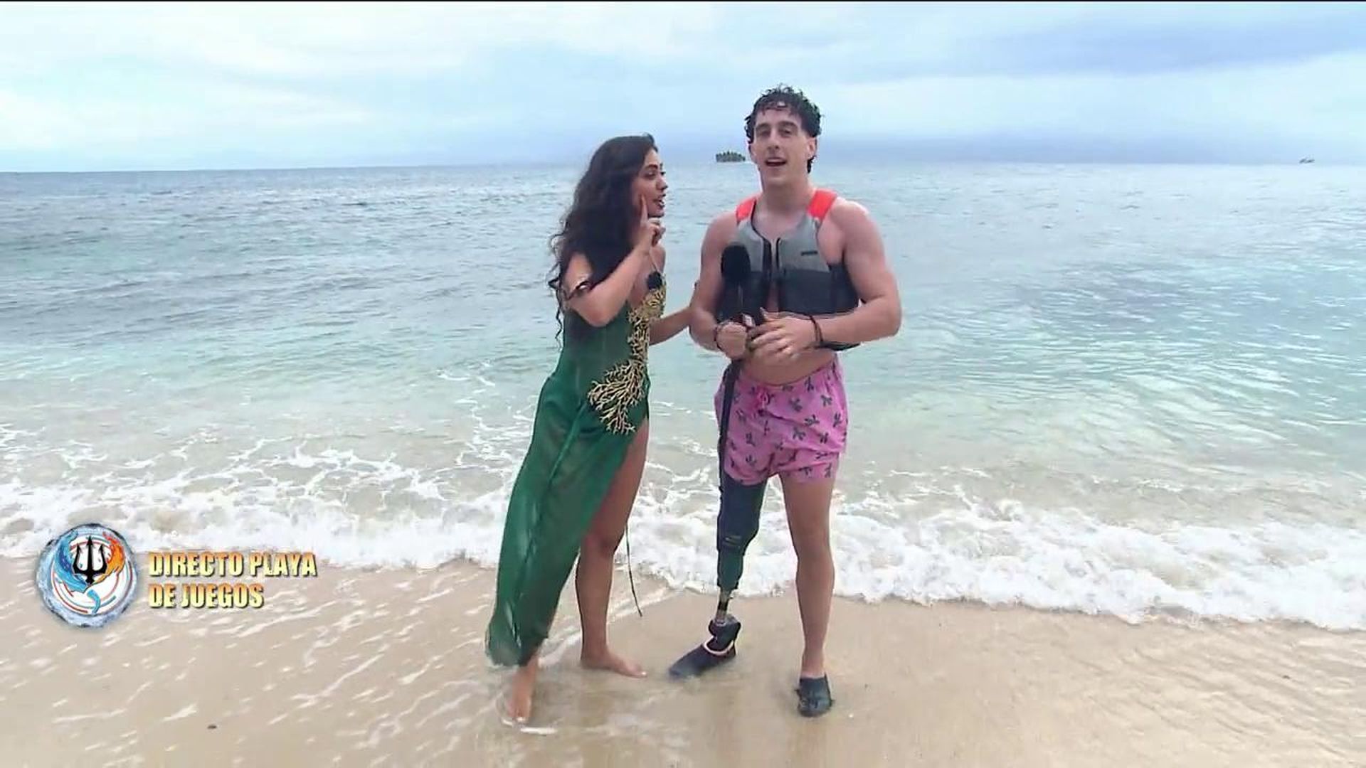 Alberto Ávila, con su prótesis a la llegada a la isla en 'Supervivientes 2026