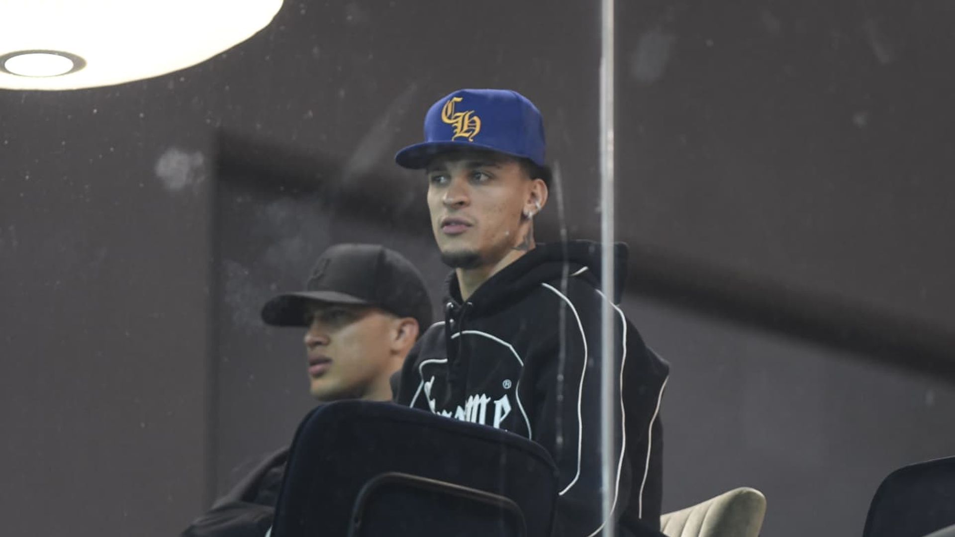 Deossa y Antony, en el derbi chico