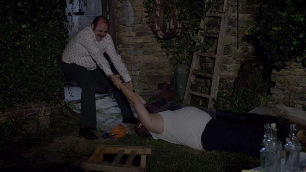 Juanjo y Mª José tienden una retorcida trampa al Ovejas para que no se ennovie con Habiba, nueva en 'El pueblo'