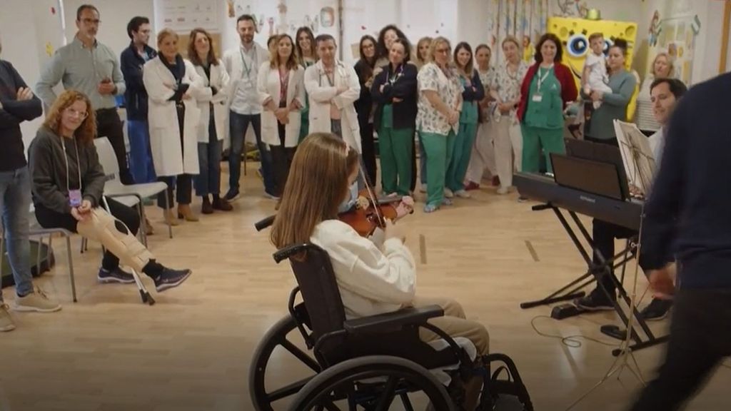 Marta, de 10 años, la última de Adamuz, dada de alta: "Aquí en el hospital he hecho dos amigas"