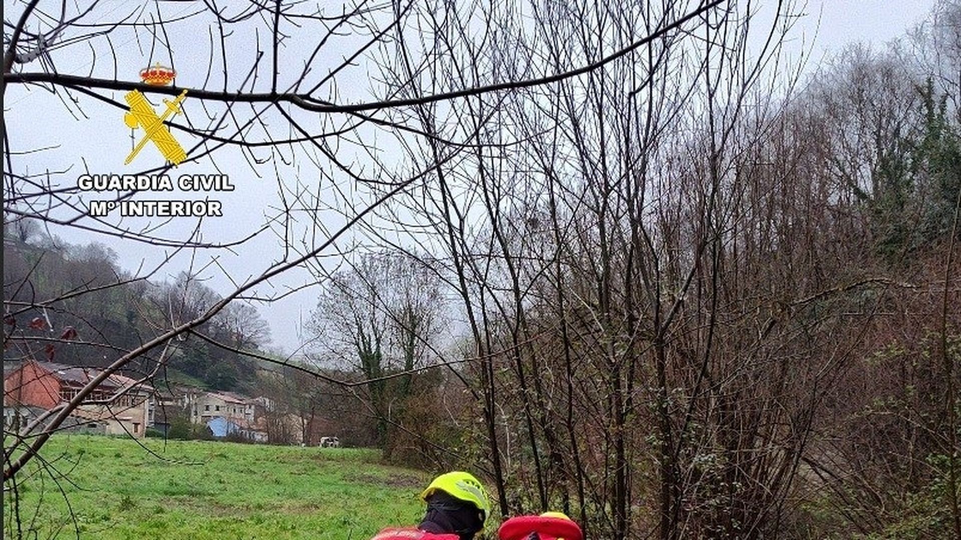 Buscan a una mujer de 56 años que se cayó al río en la tarde de este viernes en San Martín del Rey Aurelio Buscan a una mujer de 56 años que se cayó al río en la tarde de este viernes en San Martín del Rey Aurelio