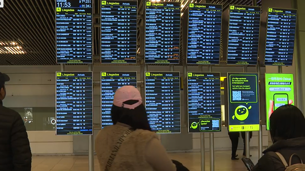 La guerra en Oriente Medio encarece y complica los viajes de Semana Santa: las anulaciones han aumentado un 23%