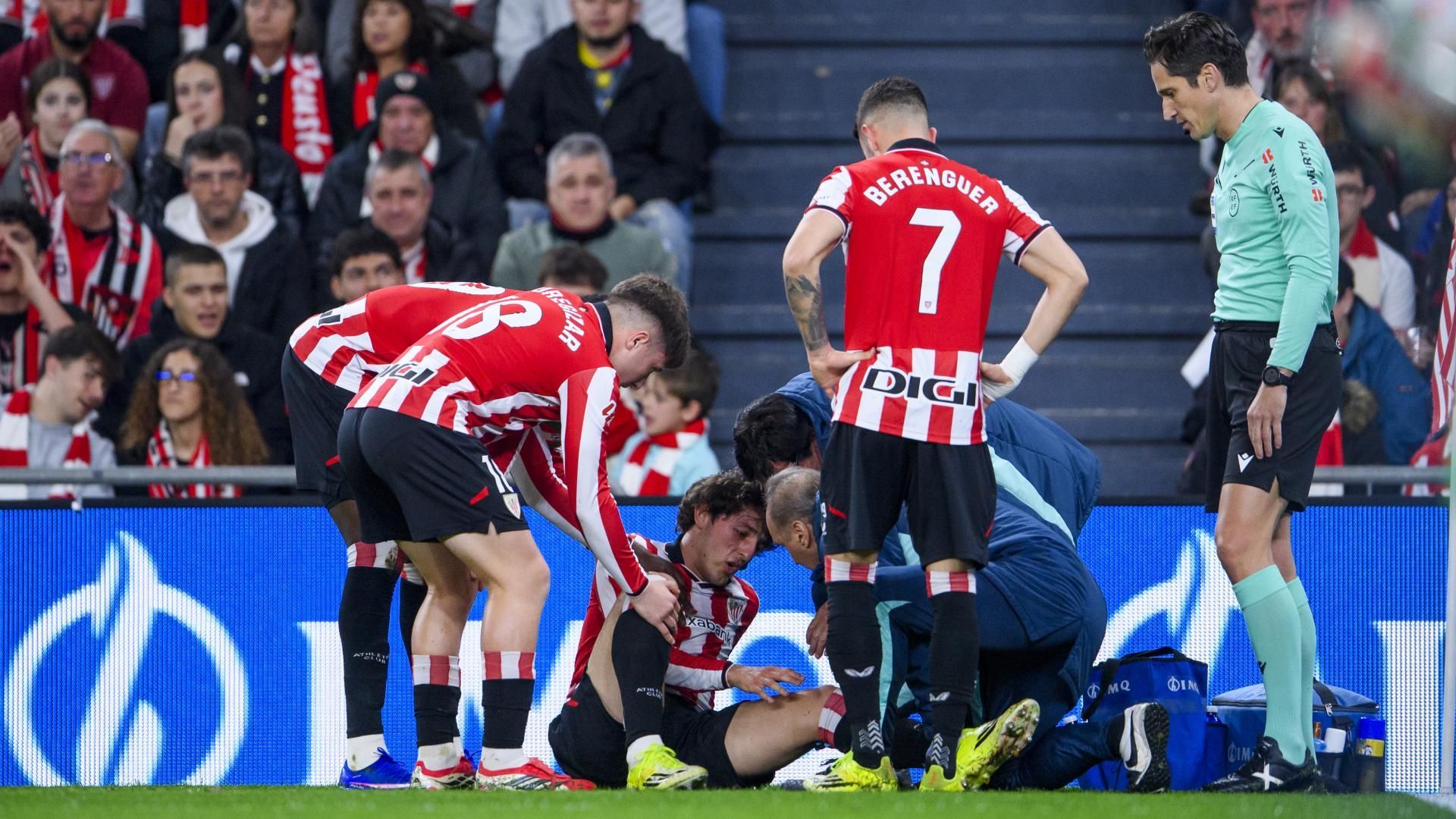 La lesión de Unai Gómez ante el Barça en San Mamés