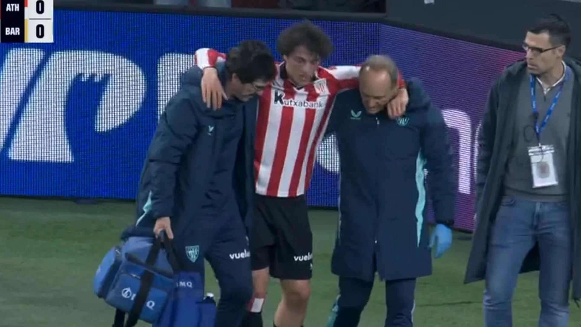 Unai Gómez se retira del Athletic-Barcelona