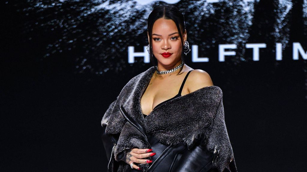 La mujer que ha atacado la mansión de Rihanna en Los Ángeles estaría "obsesionada" con ella, según los agentes: "Por eso se acercó y disparó"