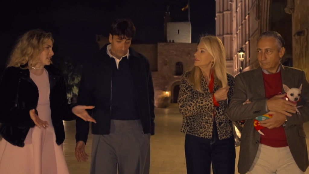 Un "inocente" comentario de Stefan sobre Estefanía delante de la madre de él hace saltar todo por los aires: "No soy sumisa"