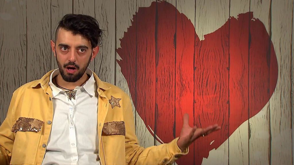 La extrema sinceridad de un soltero de 'First Dates' sobre el outfit de la soltera molesta a su cita: "¿De qué vas?"